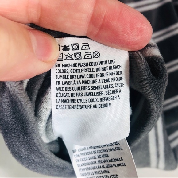 AE🔥SALE🔥 American Eagle oversized gray stripe velour hoodie top Medium - Picture 7 of 8